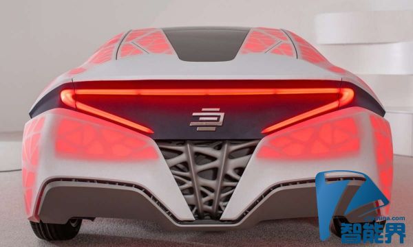 3D打印“光繭”概念車(chē)www.tjttbj.com智能界2.jpg