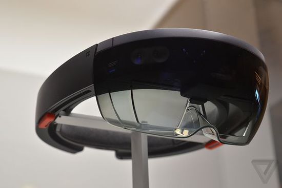 華碩欲開(kāi)發(fā)一款類(lèi)似HoloLens的增強(qiáng)現(xiàn)實(shí)眼鏡