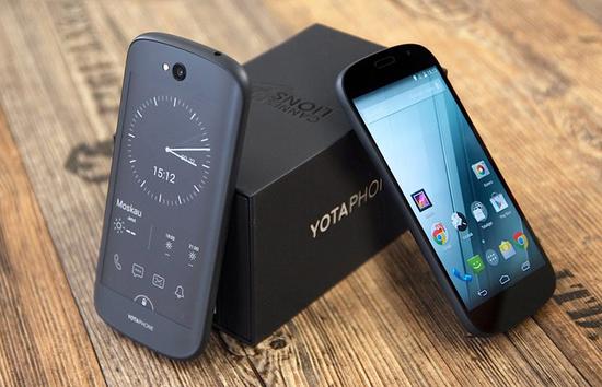 普京送給習大大的YotaPhone明年將推出第3代