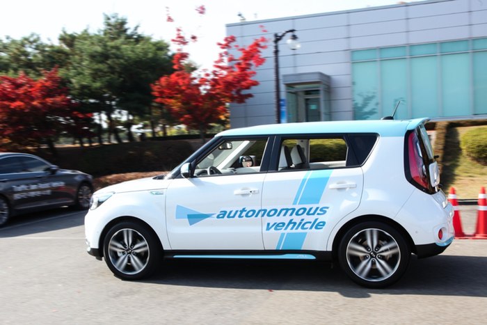 無人駕駛汽車大熱：起亞、福特紛紛開始測試