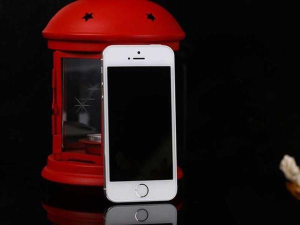 蘋(píng)果自貶身價(jià)推廉價(jià)iPhone，對(duì)國(guó)產(chǎn)機(jī)影響幾何？