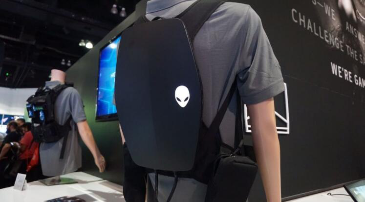 隨時(shí)隨地的沉浸式體驗(yàn)！Alienware打造了一款VR背包