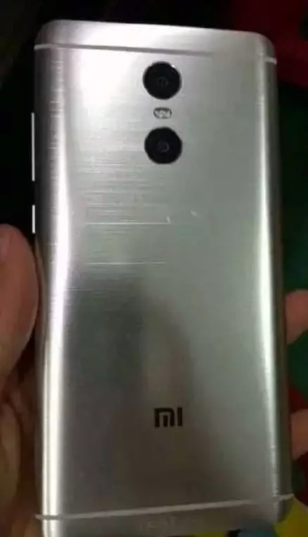 爆機.webp.jpg