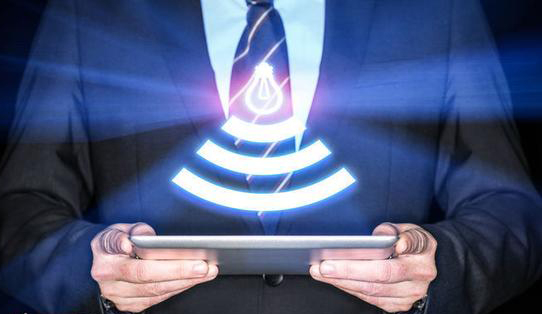 可見光通信每秒可達(dá)2GB 未來LED吸頂燈或取代路由器