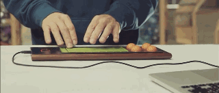 1480897477123019.gif