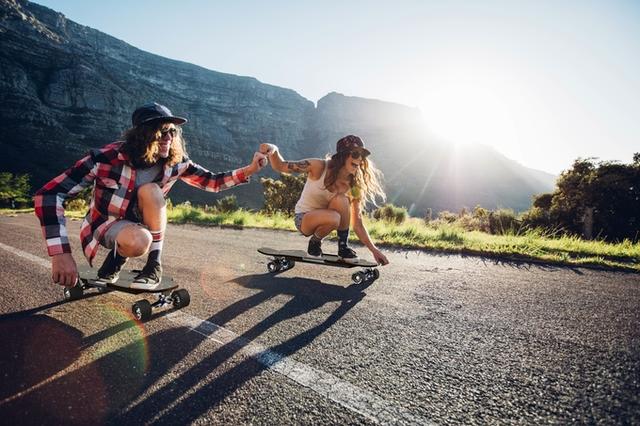 Raptor 2電動滑板號稱最強 可以續(xù)航40公里