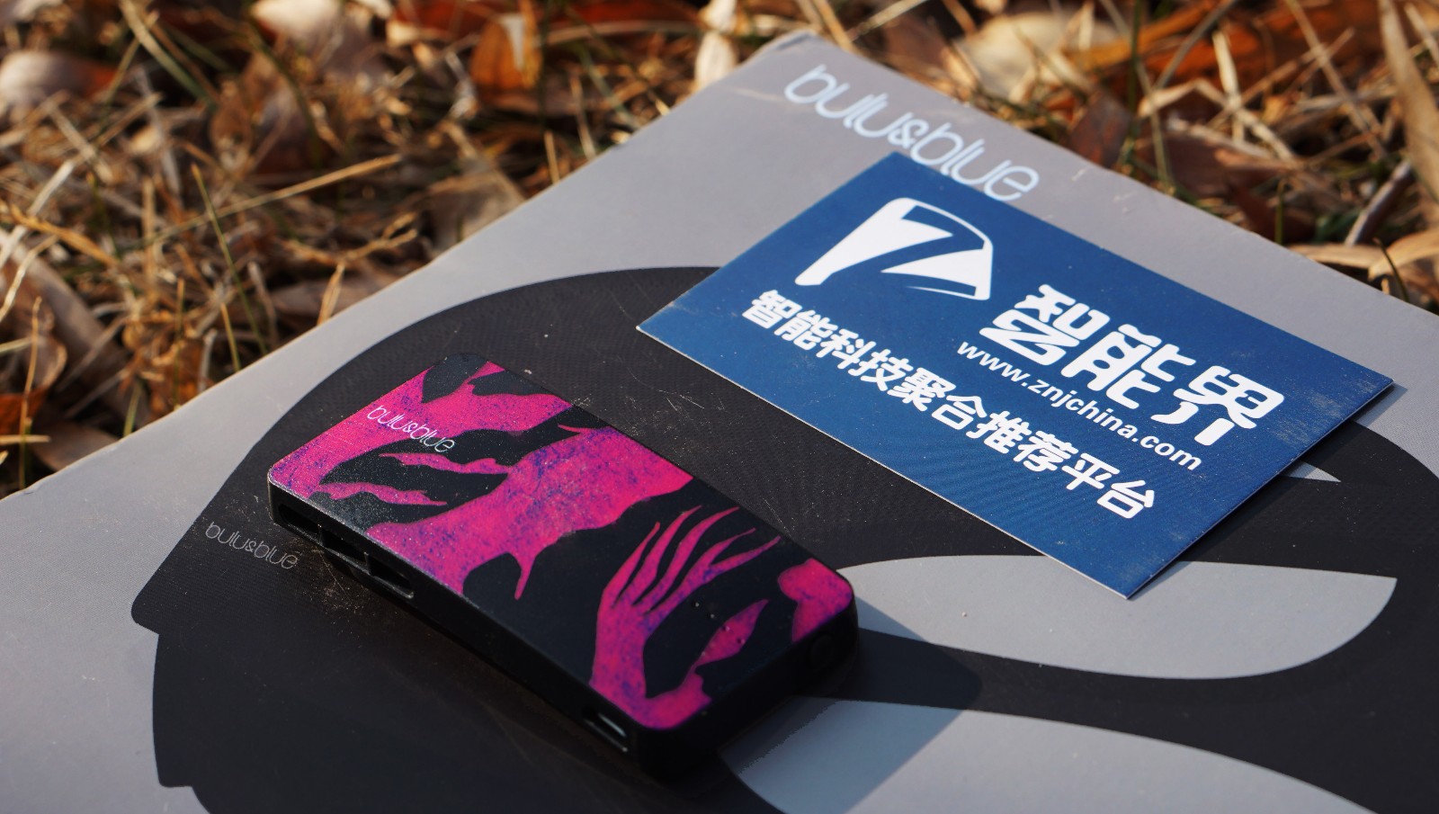 關(guān)心你的呼吸，過(guò)濾塵埃顆?！獏鶉５诙悄茌p口罩