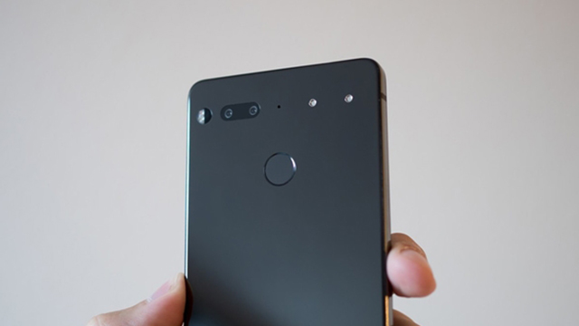HTC將出新機(jī)預(yù)計(jì)為U11 Plus，Essential永久性大幅降價(jià)