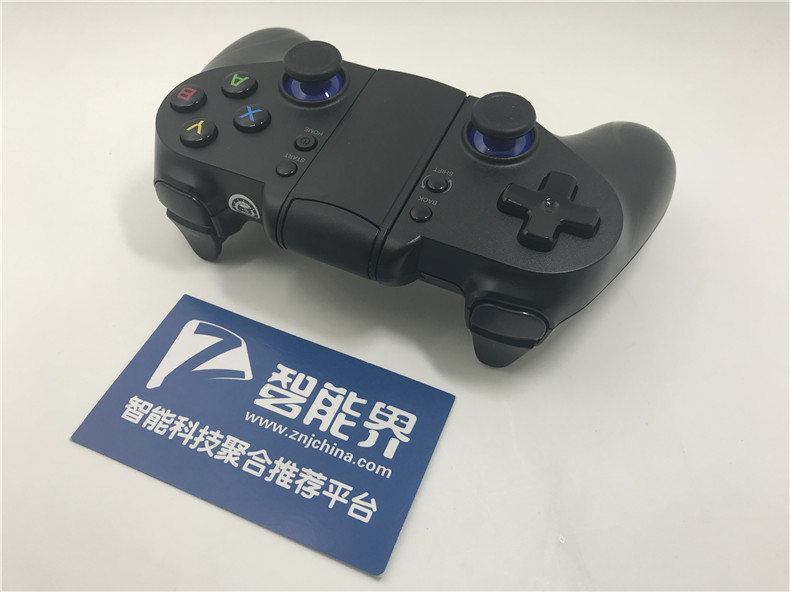 讓手游變得更加享受——北通P1游戲手柄