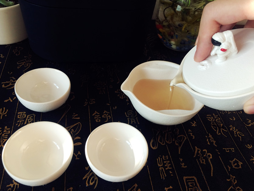 泊喜時光小黑盒中秋登月款一一喝出的是味道，品出的是意境