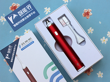 電動牙刷get到了新技能，能360°潔齒的菲萊斯P18堆棧式電動牙刷