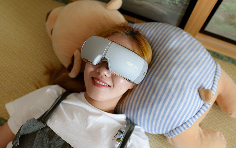 保護(hù)好你的心靈窗口-倍輕松 isee X pro眼部按摩器