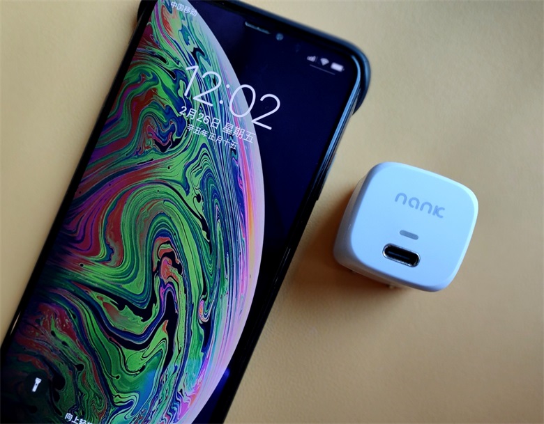 精致小巧而能量強(qiáng)大-南卡C1迷你充電頭體驗