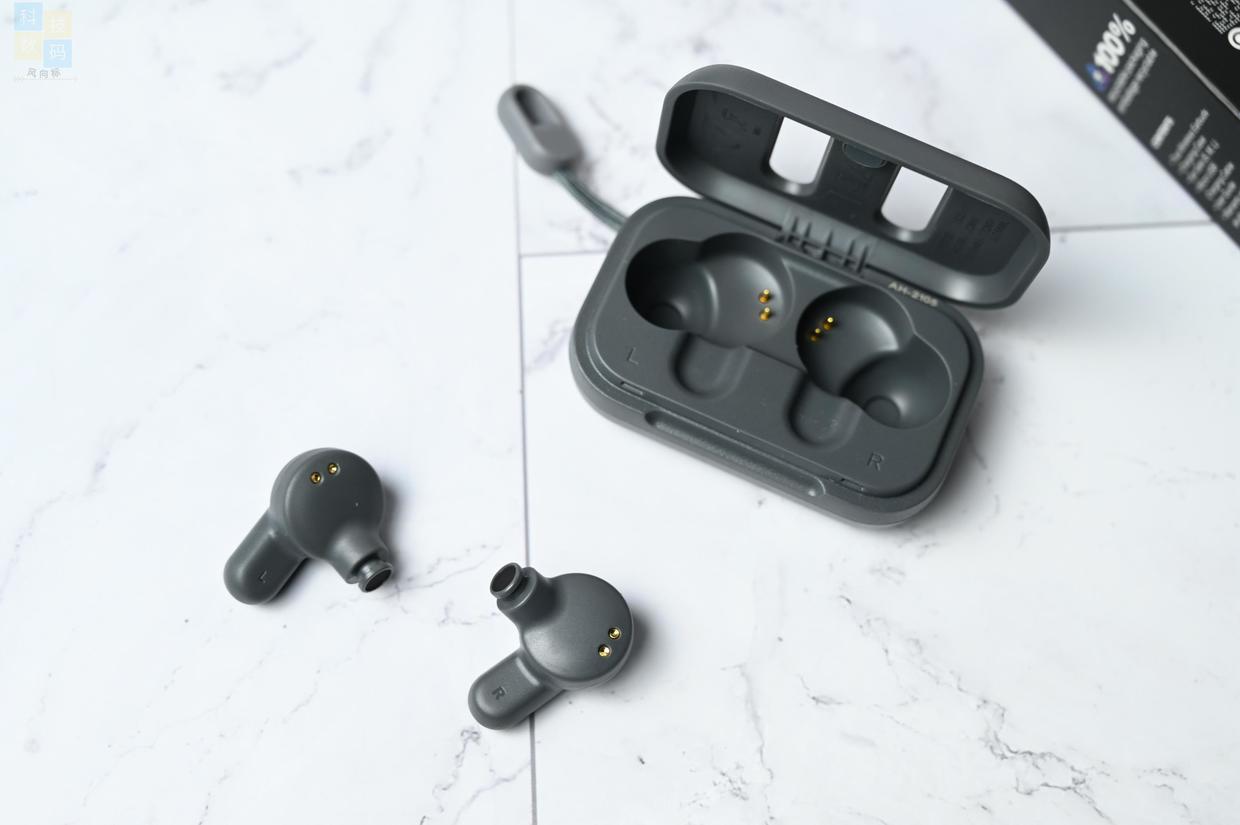 簡約時尚真無線耳機(jī)，伴你輕裝上陣，Skullcandy Dime迷你豆上手