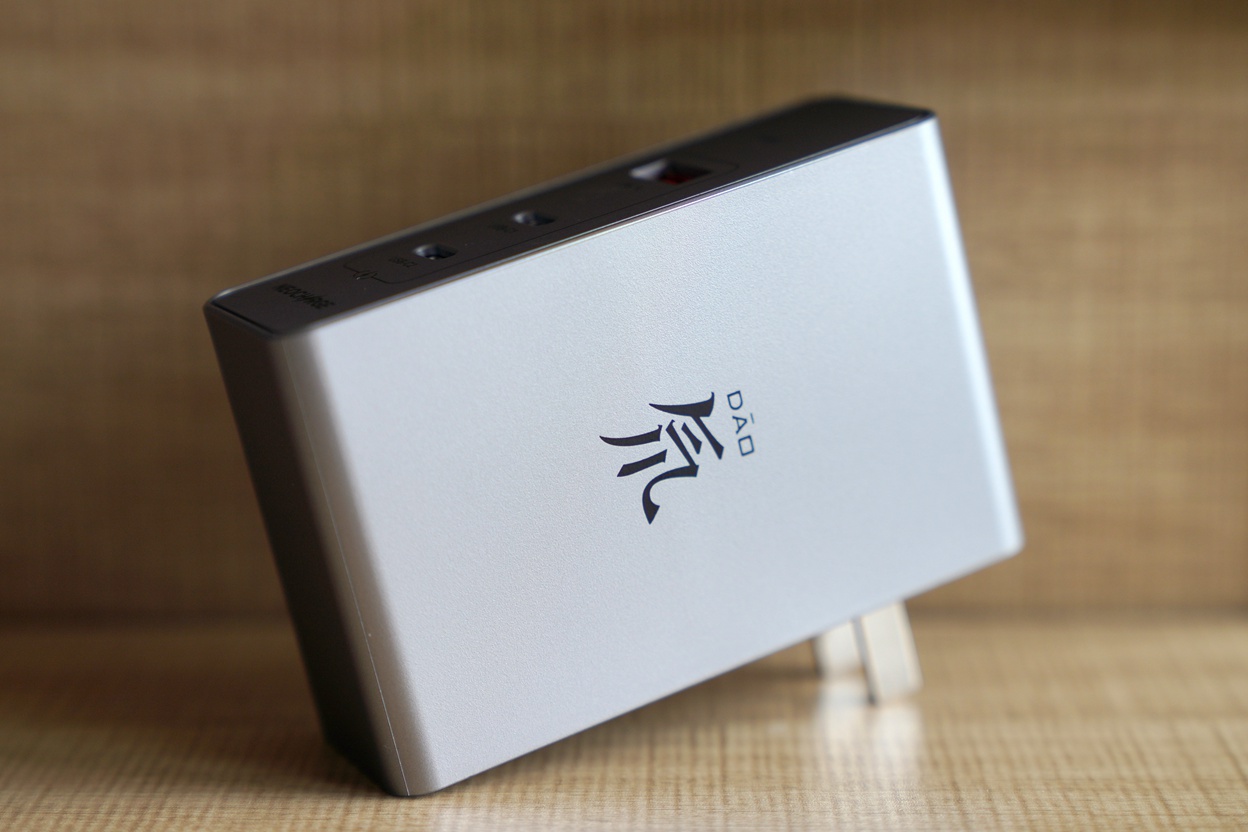 120W氮化鎵三口快充，努比亞“氘鋒”新品體驗(yàn)
