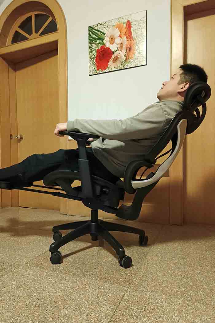 永藝XY人體工學(xué)椅：雙背聯(lián)動(dòng)，居家、辦公兩相宜