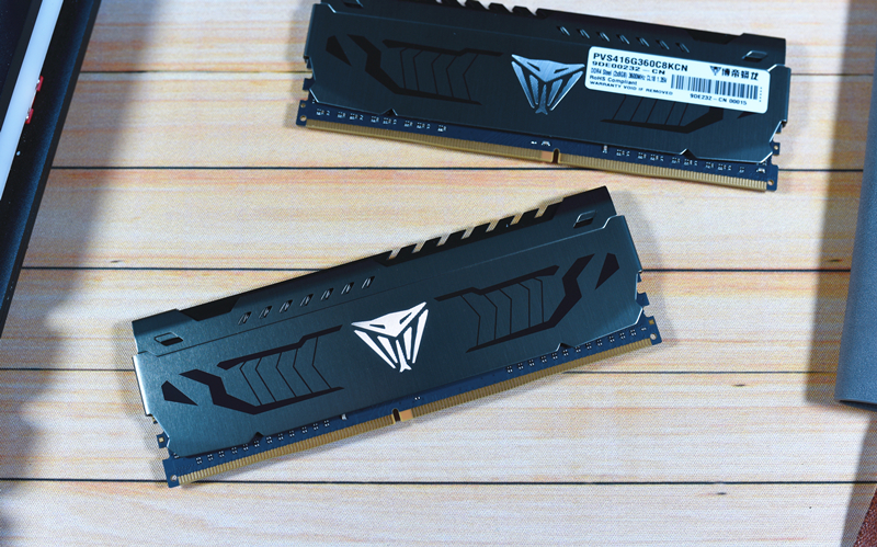 內(nèi)存條，還是超頻玩著過癮-博帝蟒龍 DDR4 3600