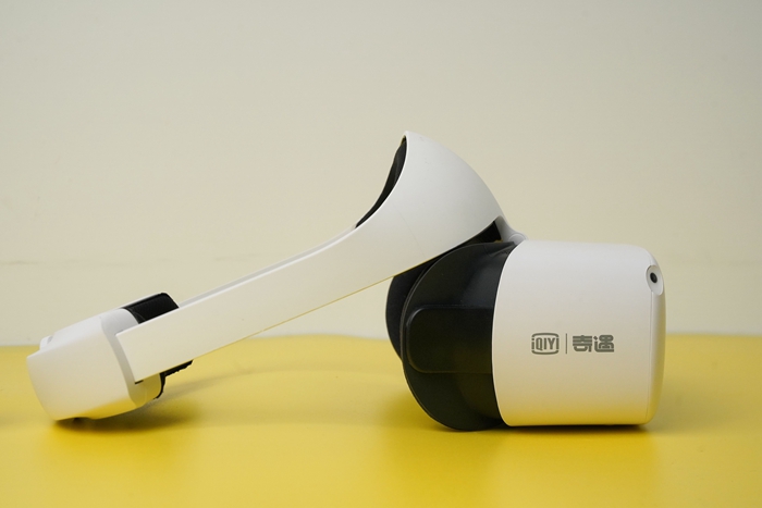 疫情居家太無(wú)聊？奇遇Dream·尊享版 VR 一體機(jī)承包你的快樂(lè)！