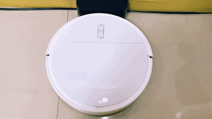 充電中，燈會閃爍