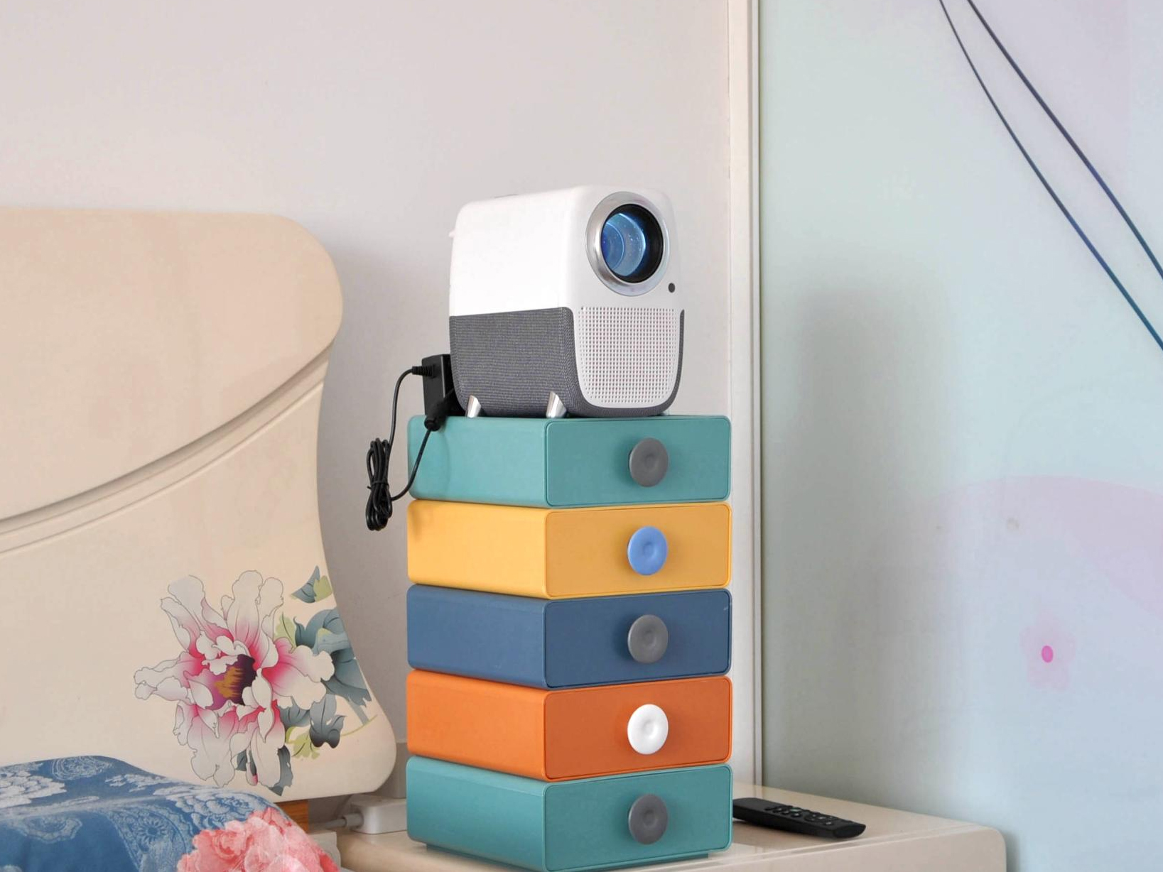 泰捷 WEBOX T1S 投影儀新品評測：千元售價真1080P，還支持梯形校正