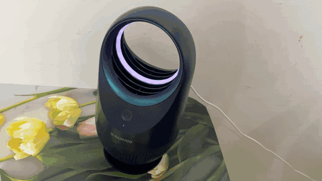 開啟的狀態(tài)下 手觸摸不會被電，安全