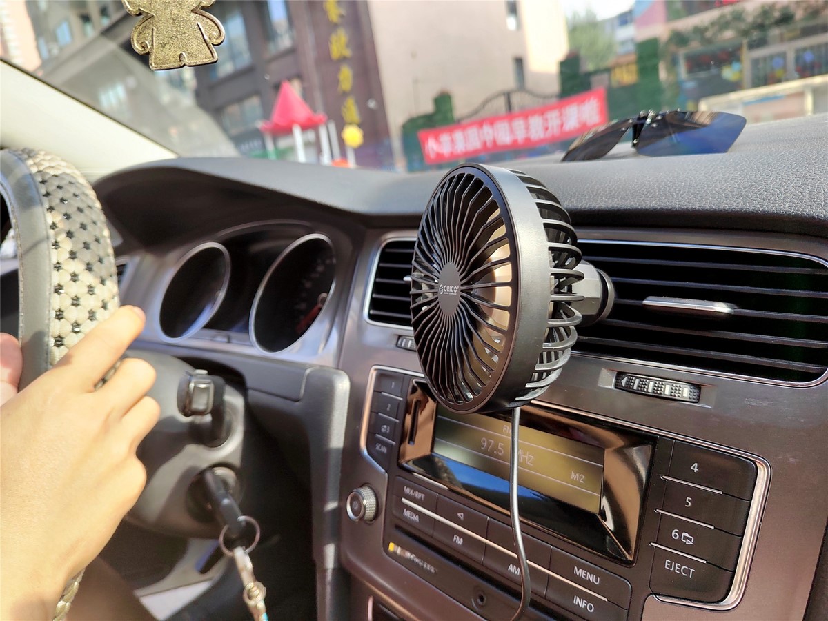 有車族的佳選，ORICO線控車載風(fēng)扇三擋風(fēng)量清風(fēng)送爽