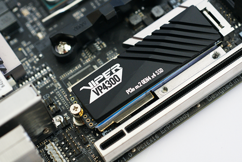 速度拉滿，快如閃電：博帝蟒龍VP4300 PCIe4.0 SSD評測