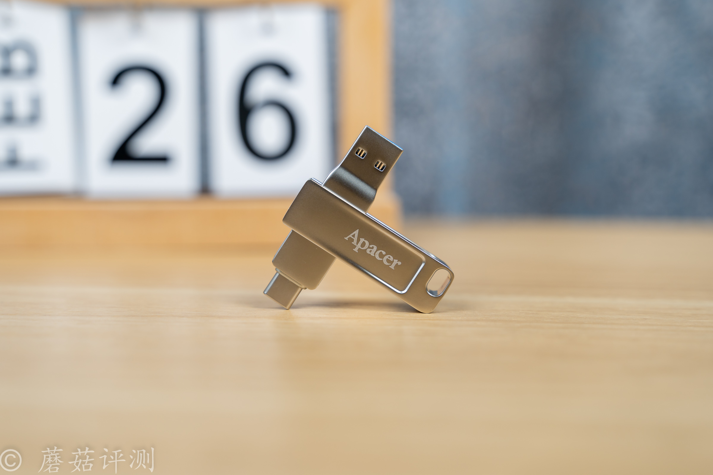 手機(jī)、PC都能用，精致、小巧不發(fā)熱，宇瞻AP301雙接口USB 3.2手機(jī)U盤 評(píng)測