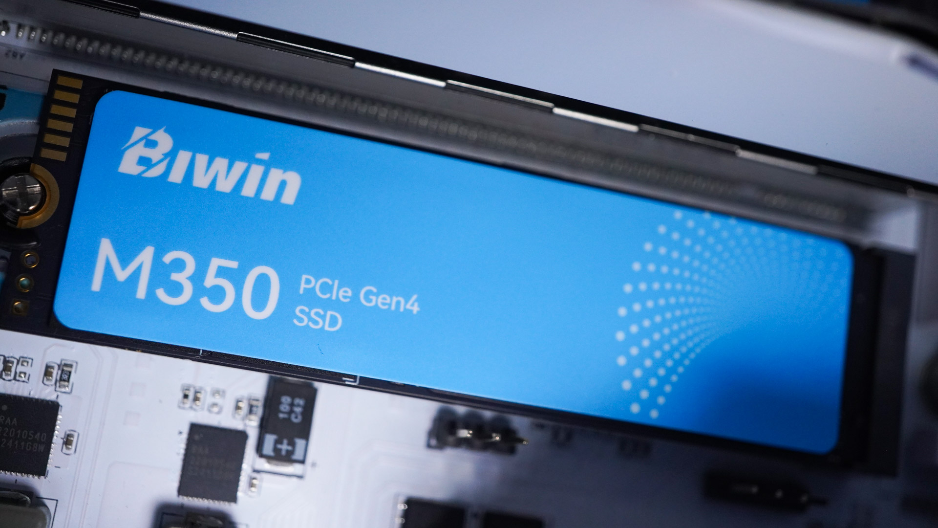 高性價比和穩(wěn)定性PCIe4.0固態(tài) - 佰維M350 2TB